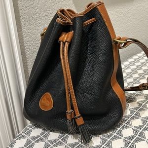 Dooney and Burke bucket bag. Vintage, good condition